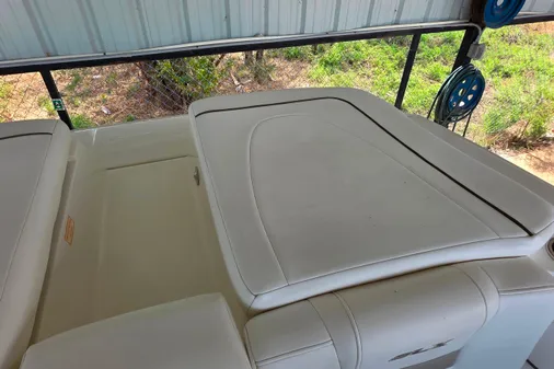 Sea Ray 270 SLX image