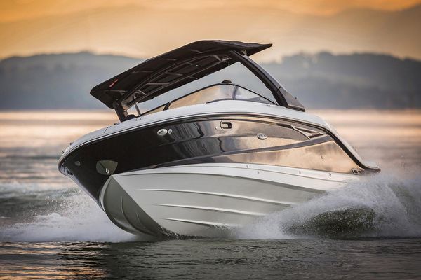 Sea Ray SLX 280 - main image