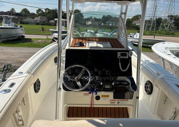 Mako 264-CENTER-CONSOLE image