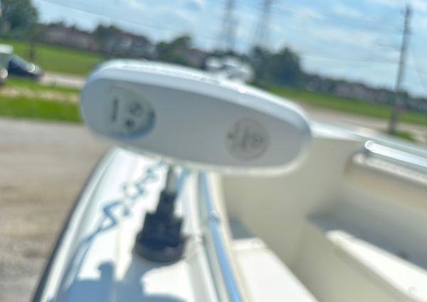 Mako 264-CENTER-CONSOLE image