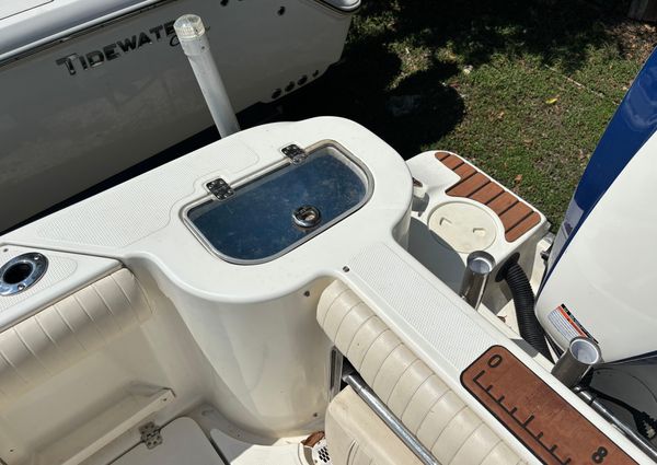 Mako 264-CENTER-CONSOLE image