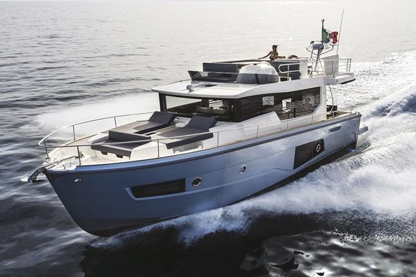 Cranchi T43 - main image