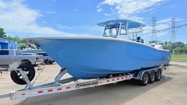 Tidewater 302 CC Adventure