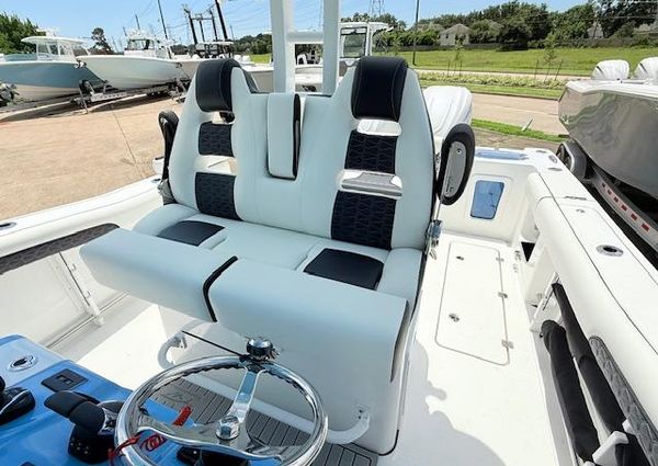 Tidewater 302-CC-ADVENTURE image