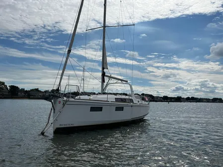 Beneteau OCEANIS-35-1 image
