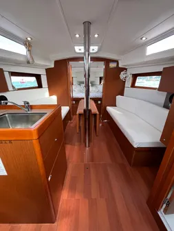 Beneteau OCEANIS-35-1 image