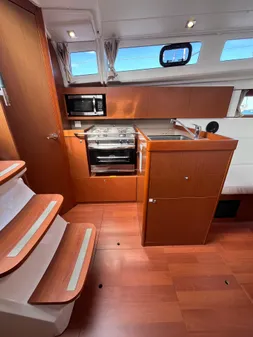 Beneteau OCEANIS-35-1 image