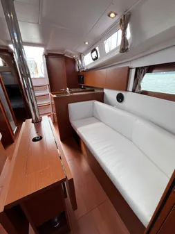 Beneteau OCEANIS-35-1 image