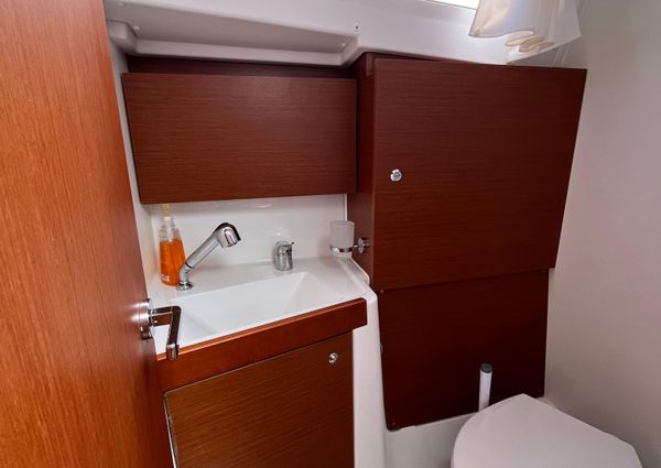 Beneteau OCEANIS-35-1 image