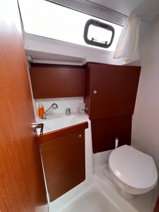 Beneteau OCEANIS-35-1 image