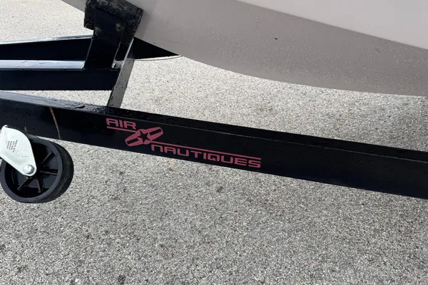 Correct-craft AIR-NAUTIQUE-216-LIMITED image