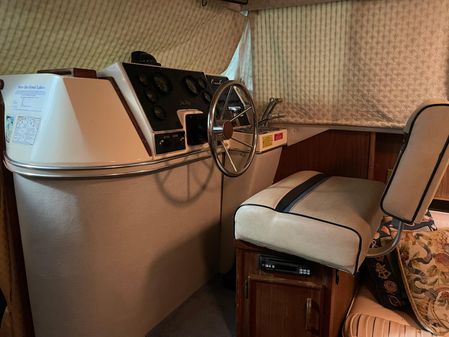 Sea-ray 300-SD image