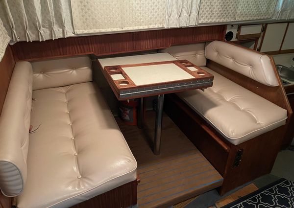 Sea-ray 300-SD image