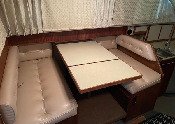 Sea-ray 300-SD image