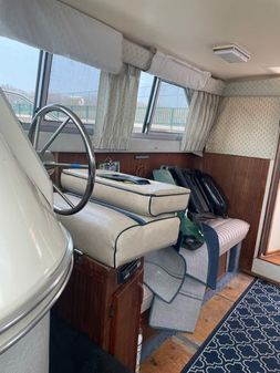 Sea-ray 300-SD image