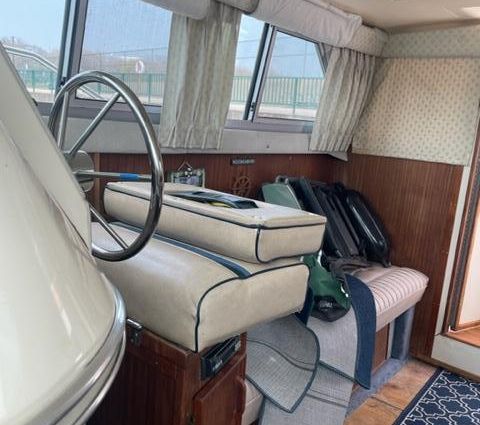 Sea-ray 300-SD image