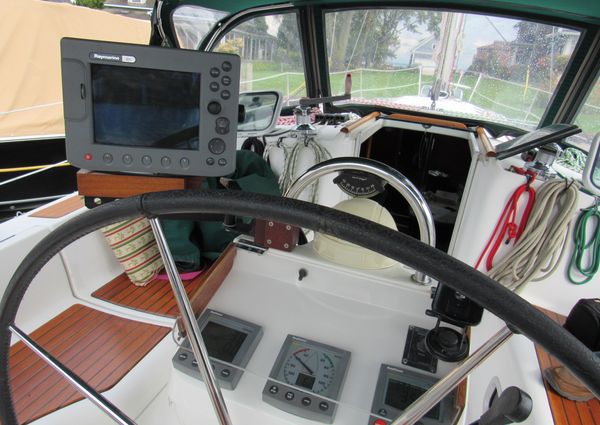 Beneteau 361 image