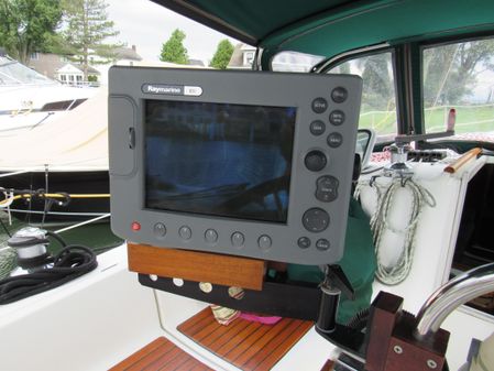 Beneteau 361 image