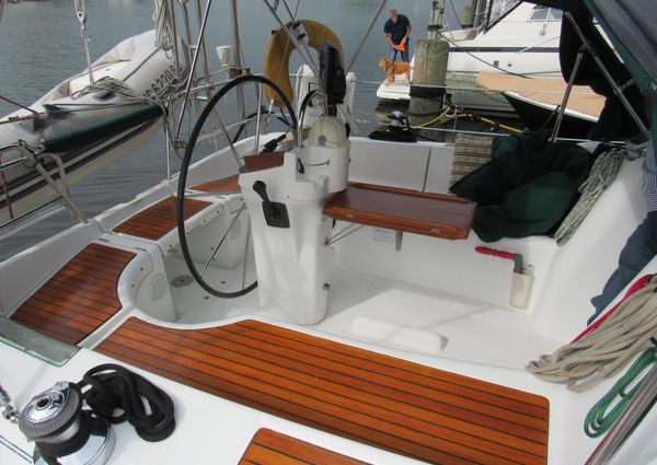 Beneteau 361 image