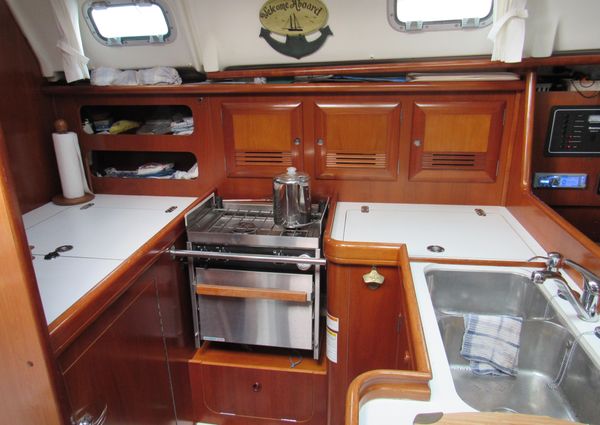 Beneteau 361 image