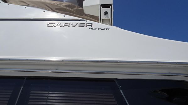 Carver 53 Voyager image