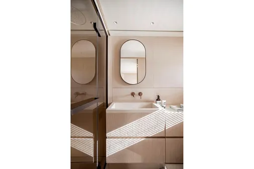 Azimut SEADECK-6 image