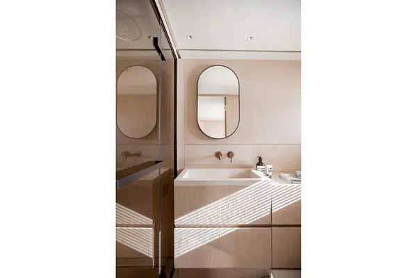 Azimut SEADECK-6 image