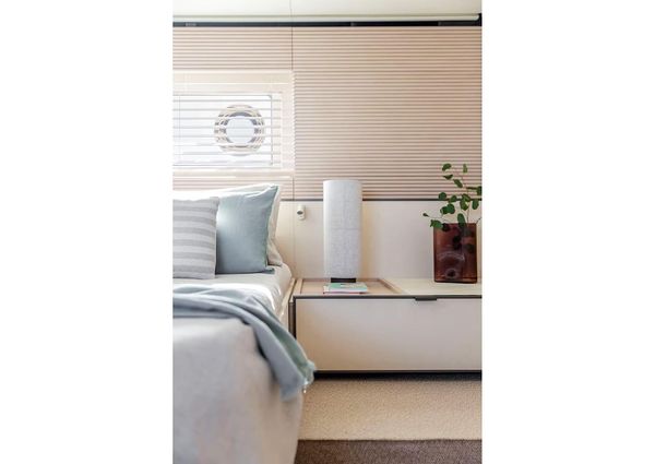 Azimut SEADECK-6 image