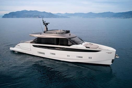 Azimut SEADECK-7 image