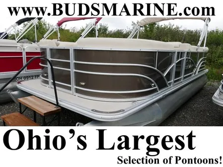 Sylvan Mirage 820 Cruise 