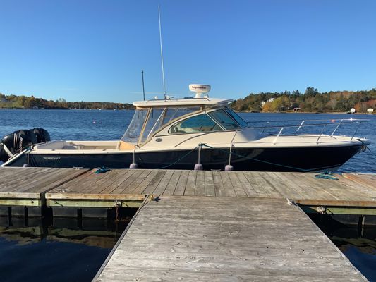 Pursuit LS 345 Drummond Island Runner - main image