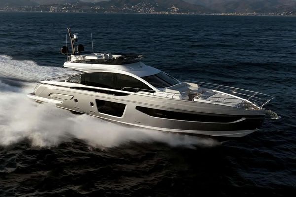 Azimut S7 - main image