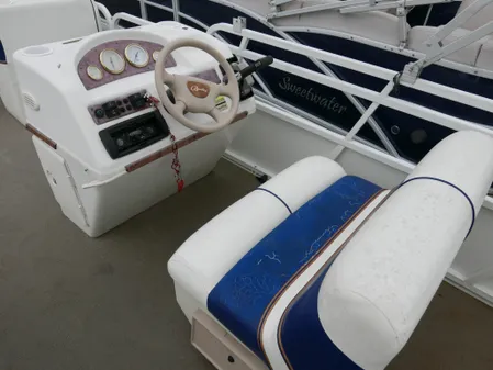 Bentley-pontoons 240-CRUISE image