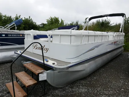 Bentley-pontoons 240-CRUISE image