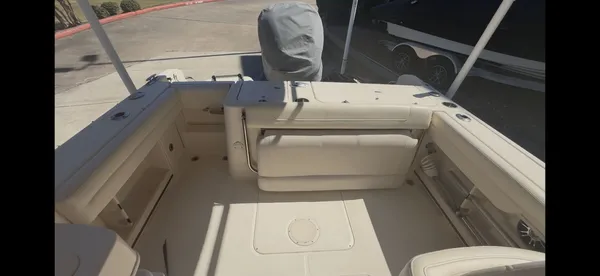 Grady-White Freedom 235 image