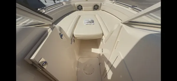 Grady-White Freedom 235 image