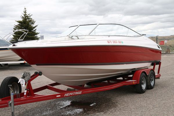 Bayliner Capri 2350 SS - main image