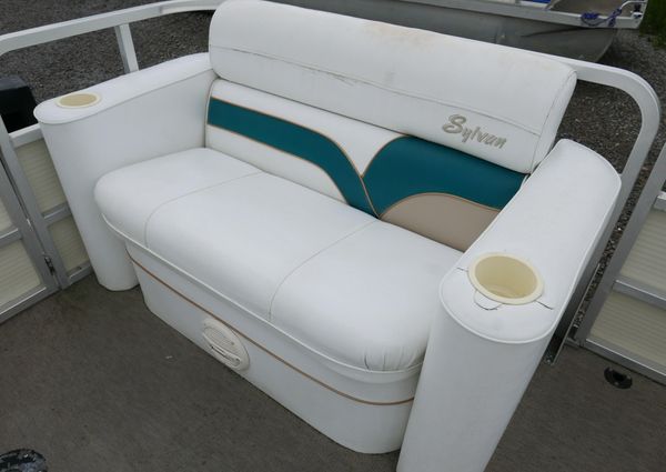 Sylvan 820-CRUISE-SPECIAL-EDITON image