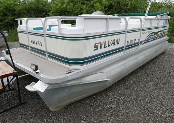 Sylvan 820-CRUISE-SPECIAL-EDITON image