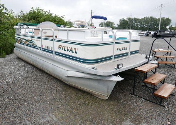 Sylvan 820-CRUISE-SPECIAL-EDITON image