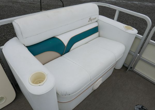 Sylvan 820-CRUISE-SPECIAL-EDITON image