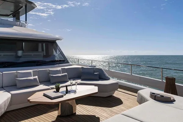 Azimut GRANDE-36M image