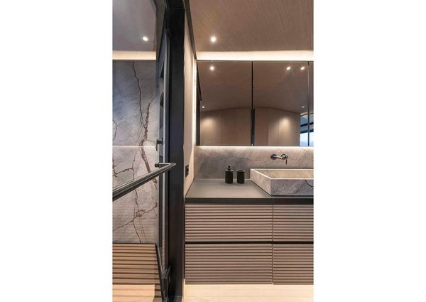 Azimut GRANDE-36M image