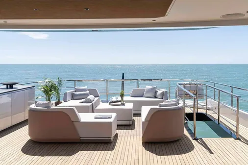 Azimut GRANDE-36M image