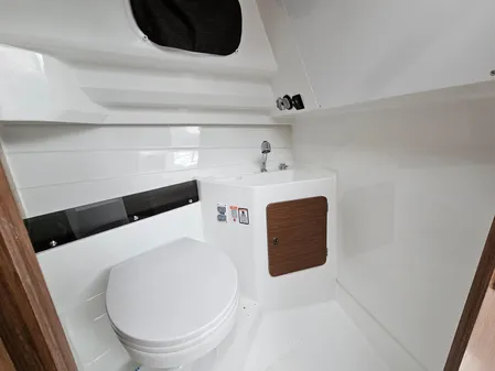 Beneteau ANTARES-8 image