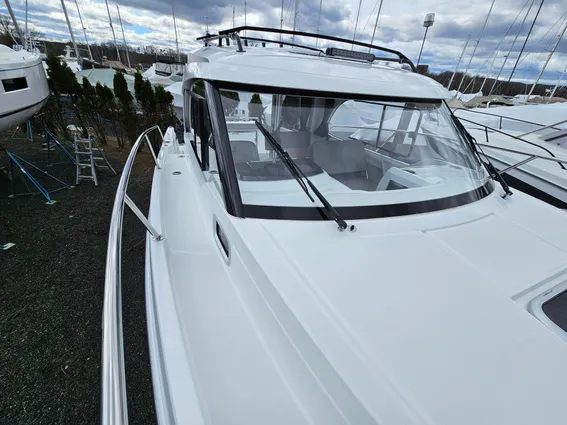 Beneteau ANTARES-8 image