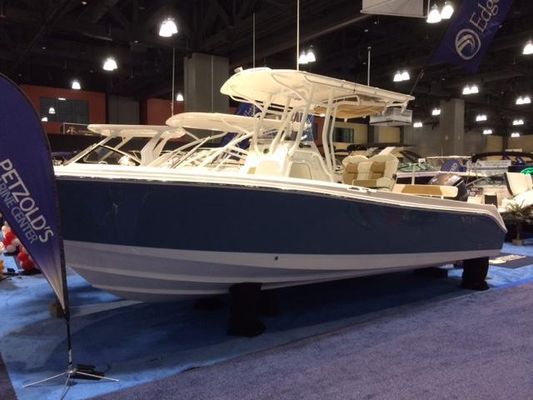 Edgewater 245CC Center Console - main image