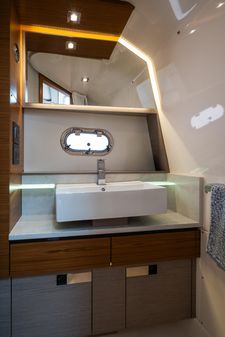 Tiara-sport 38-LS image