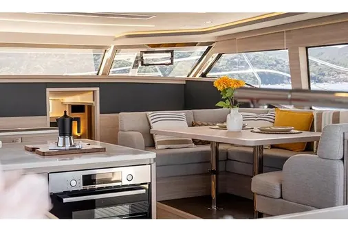 Aquila 46-YACHT image