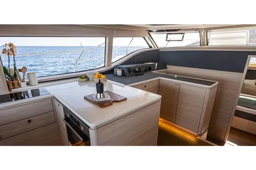 Aquila 46-YACHT image